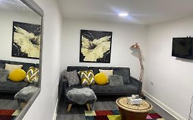 The Wells Apartment 2